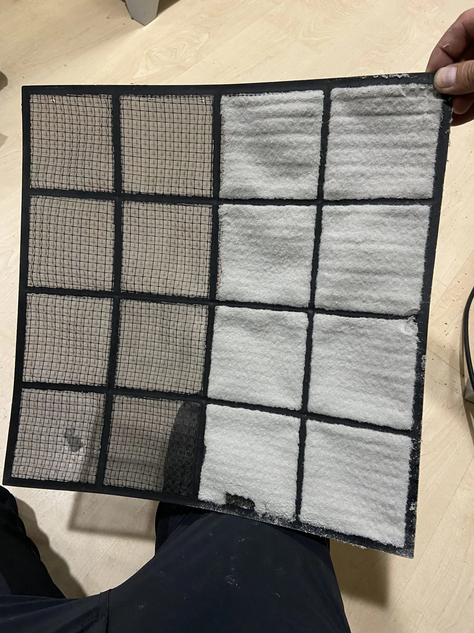Reinigung der Vorfilter der Klimageräte